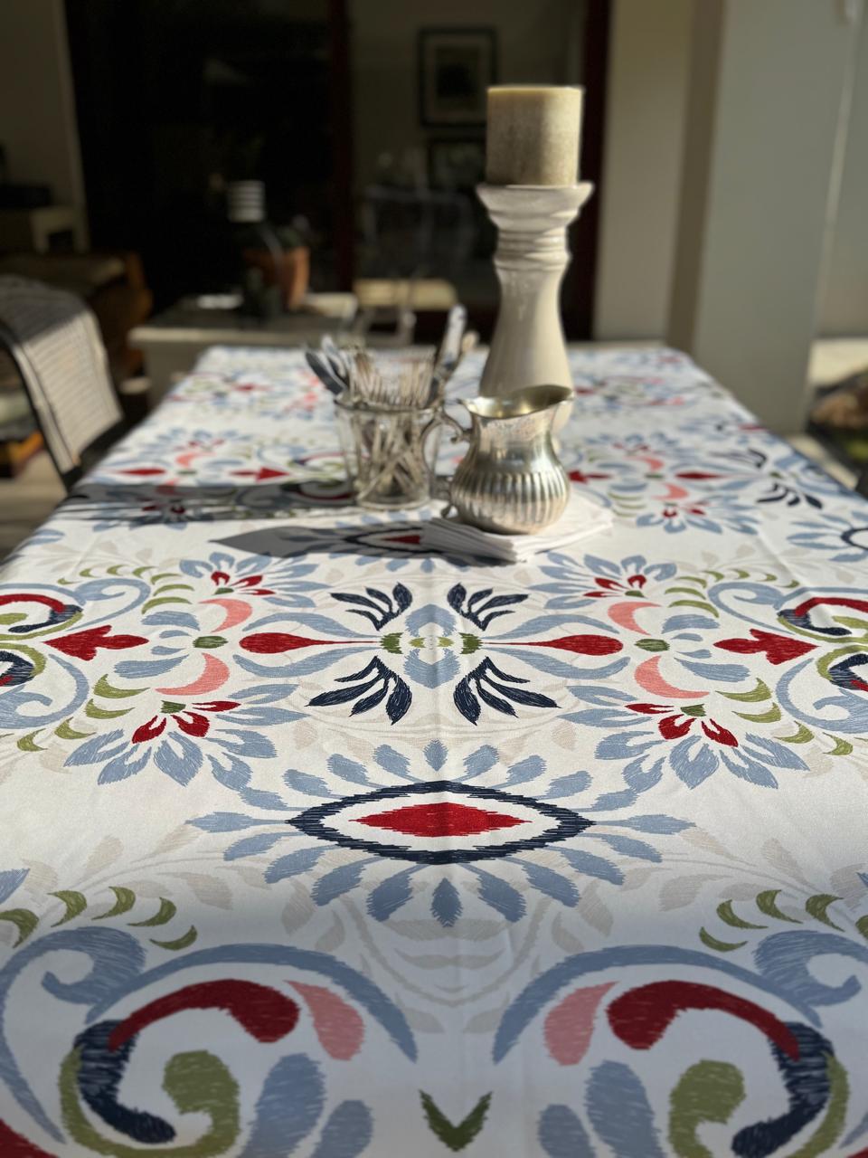 Retro Round Material Tablecloth