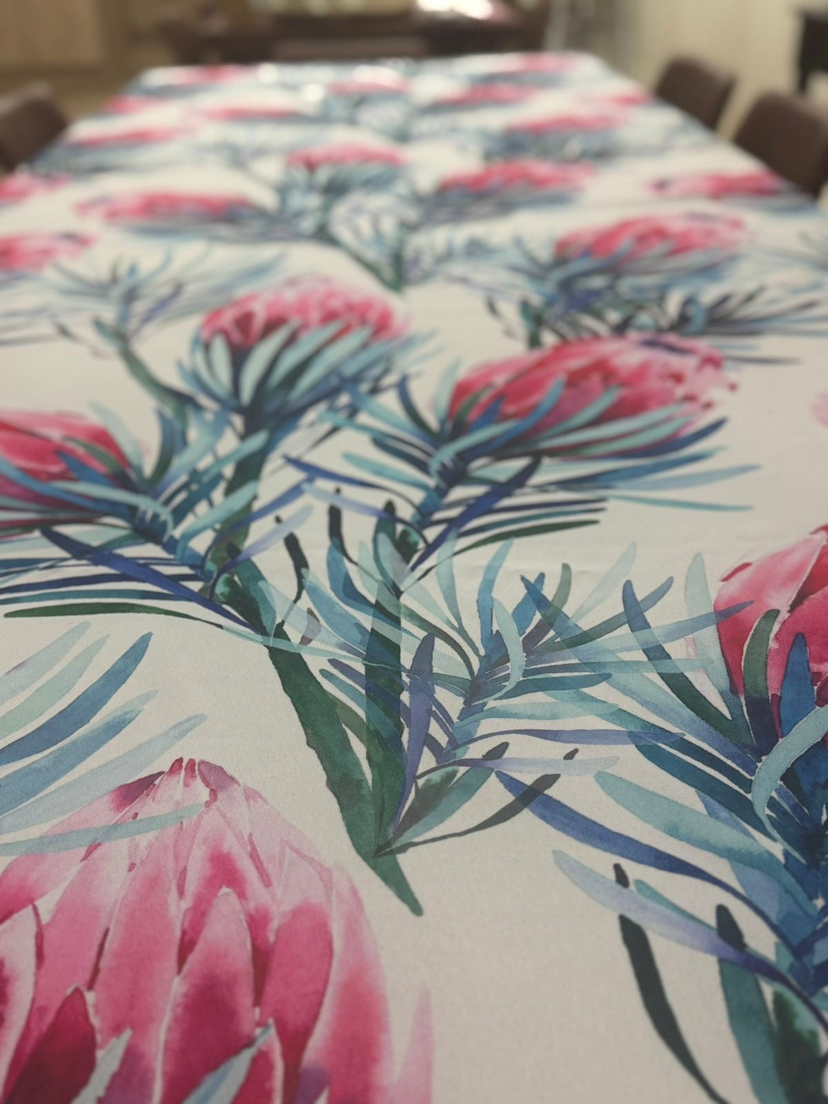 Proteas Round Material Tablecloth