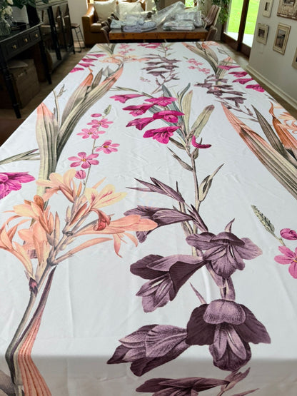 Majestic Flowers Round PVC Tablecloth
