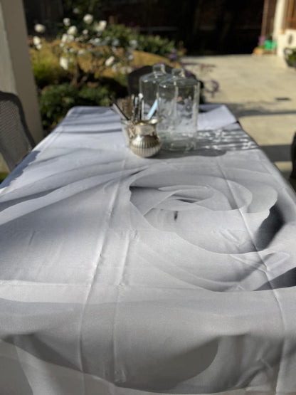 White Rose Round Material Tablecloth