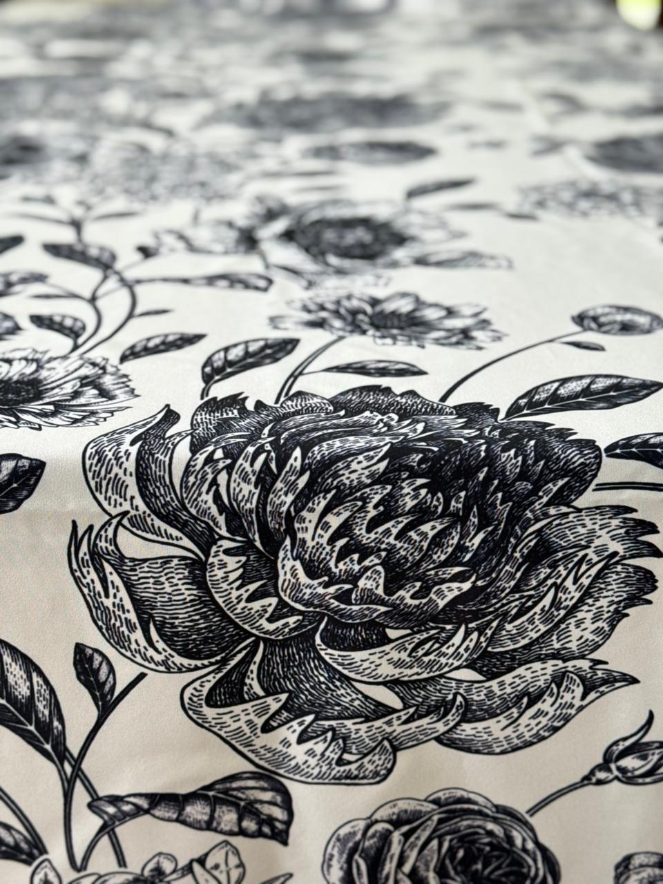 Noir Bloom Material Tablecloth