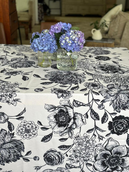 Noir Bloom Material Tablecloth