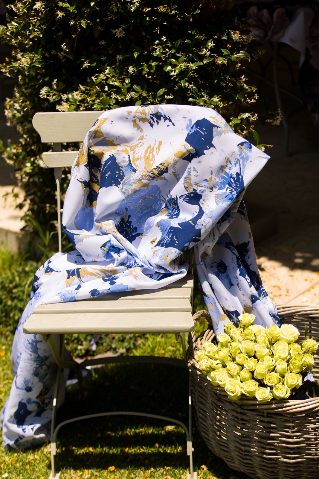 Frozen Flowers Material Tablecloth