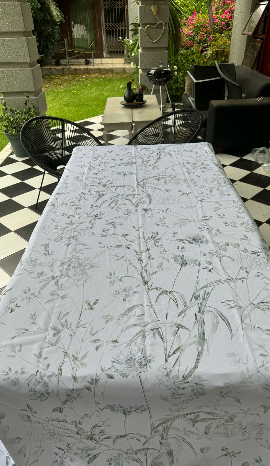 Soft Greens Material Tablecloth