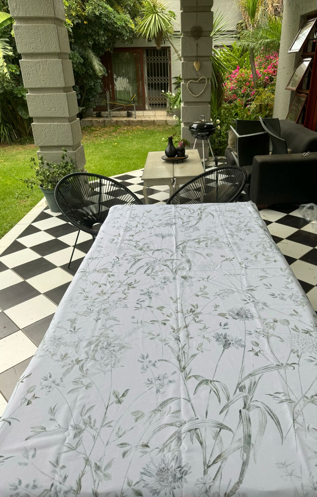 Soft Greens Material Tablecloth