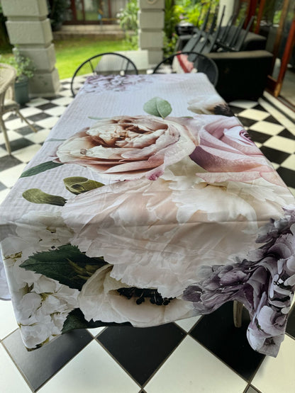 The Pop White Vinyl Tablecloth