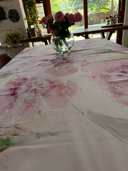 Faded Roses Pink Round Material Tablecloth