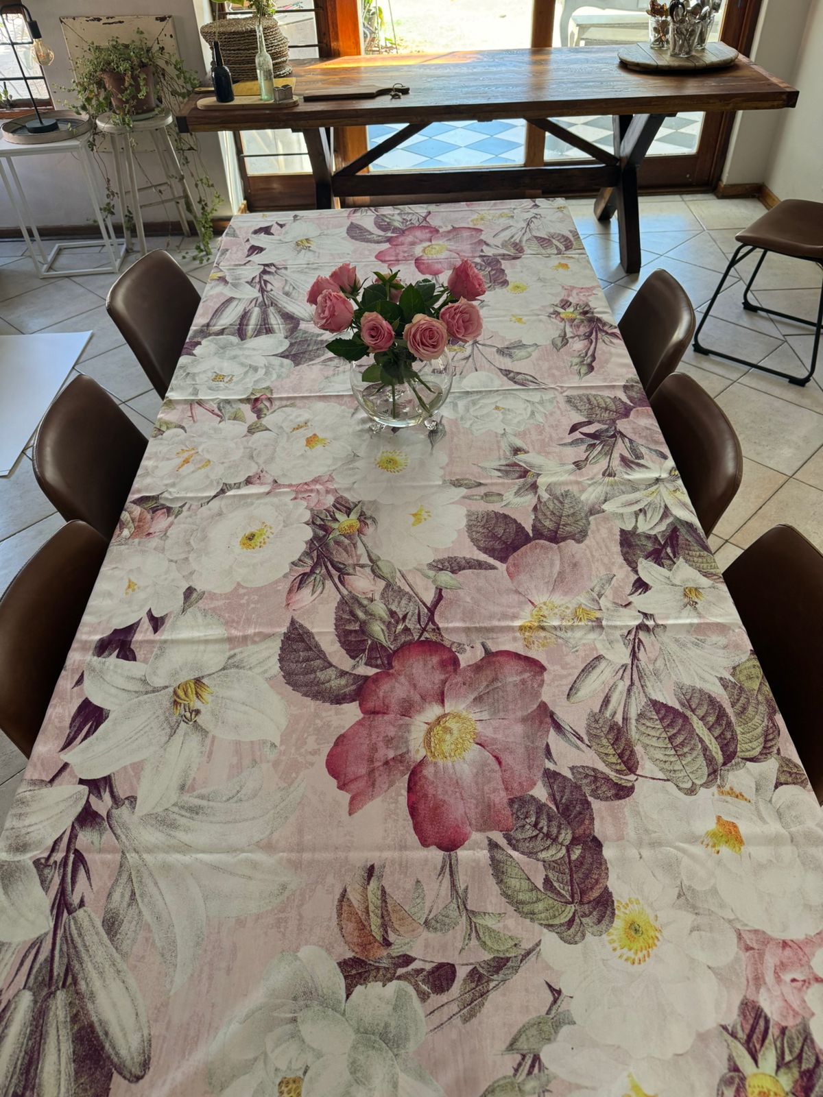 Ancient Roses Round Material Tablecloth