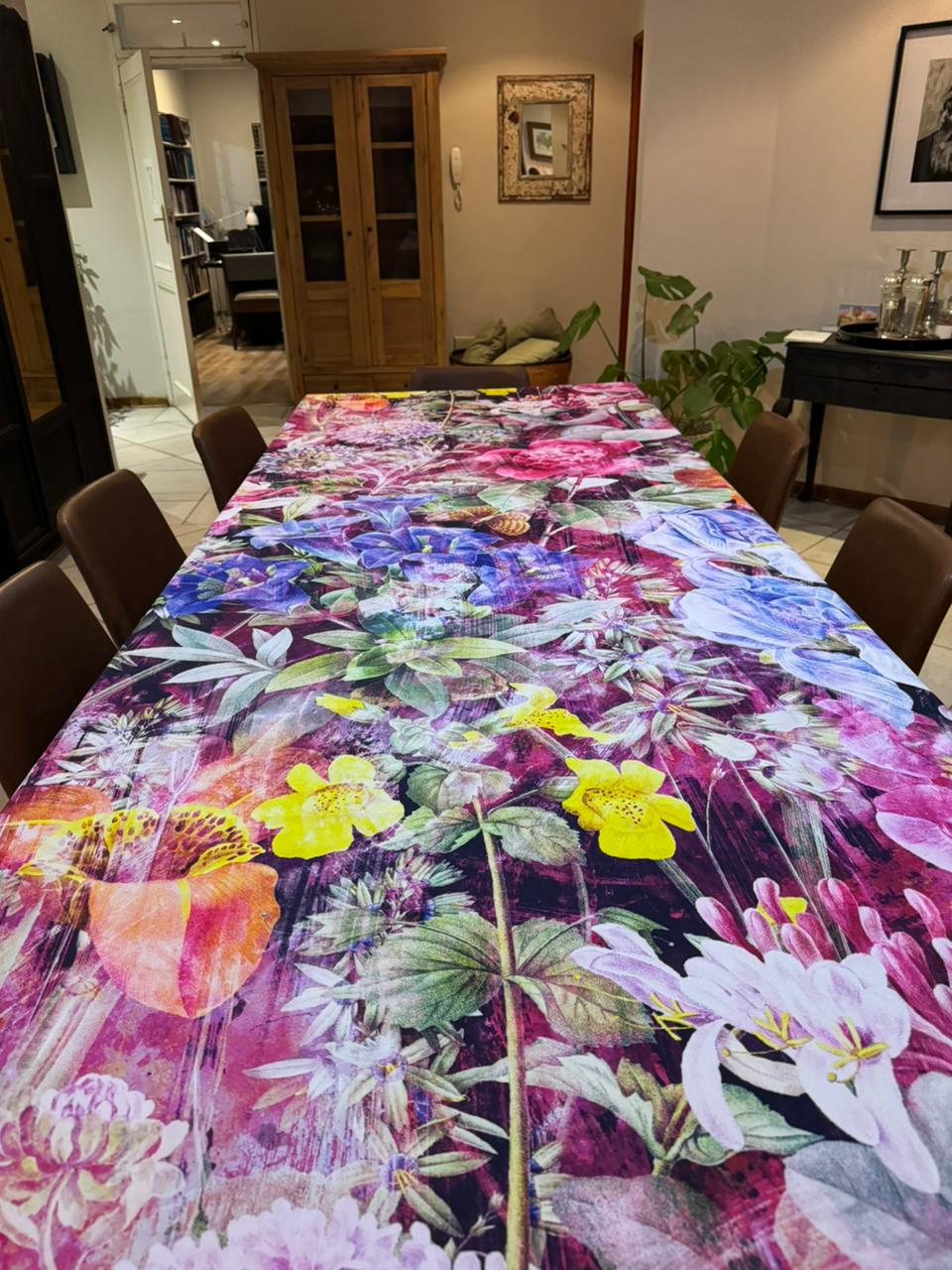 Wild Blossom Round Material Tablecloth